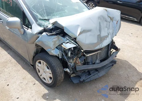 2010 Nissan Versa 1.8S из США, поврежденный, VIN 3N1BC1CP1AL351473